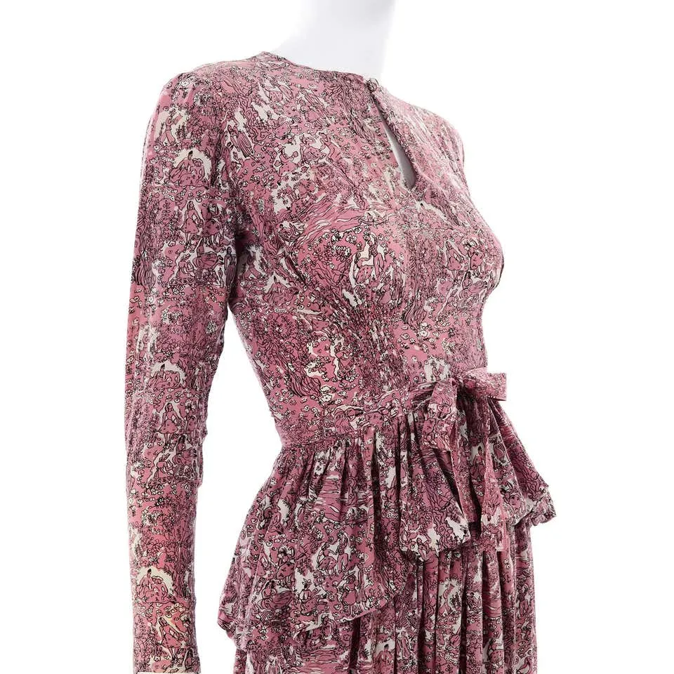 1940s Novelty Toile Print Mauve Pink Vintage Dress w Peplum