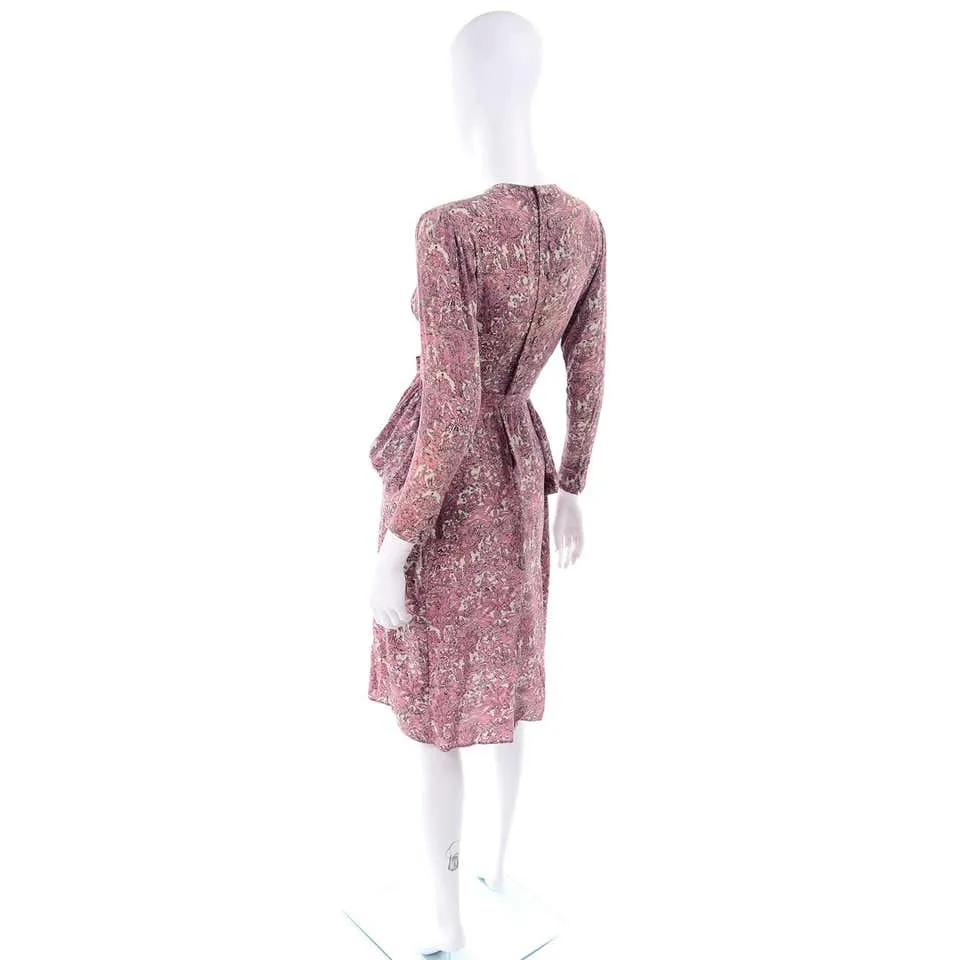 1940s Novelty Toile Print Mauve Pink Vintage Dress w Peplum