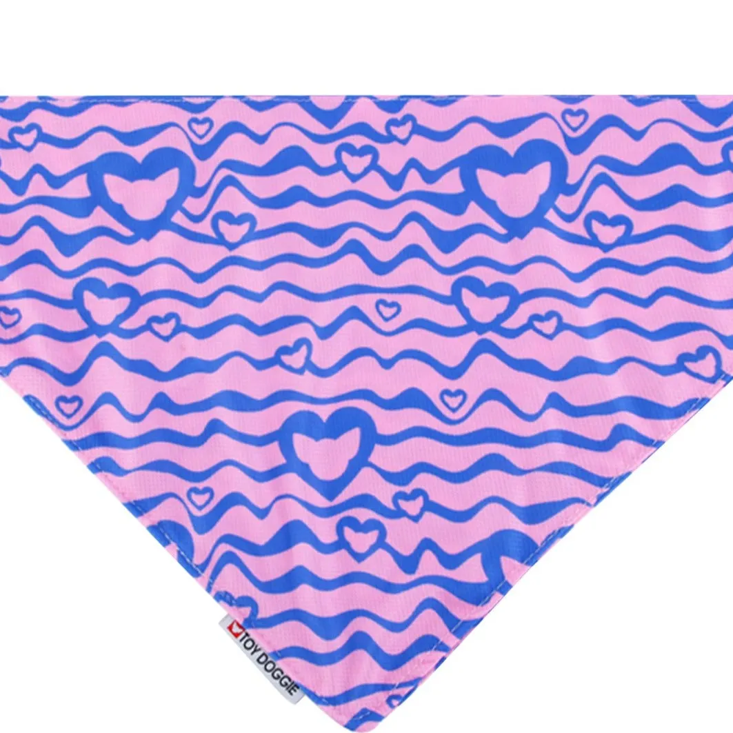 CoolCanine Reversible Heart Pattern Bandana | Furever your Furiend Valentine's Collection