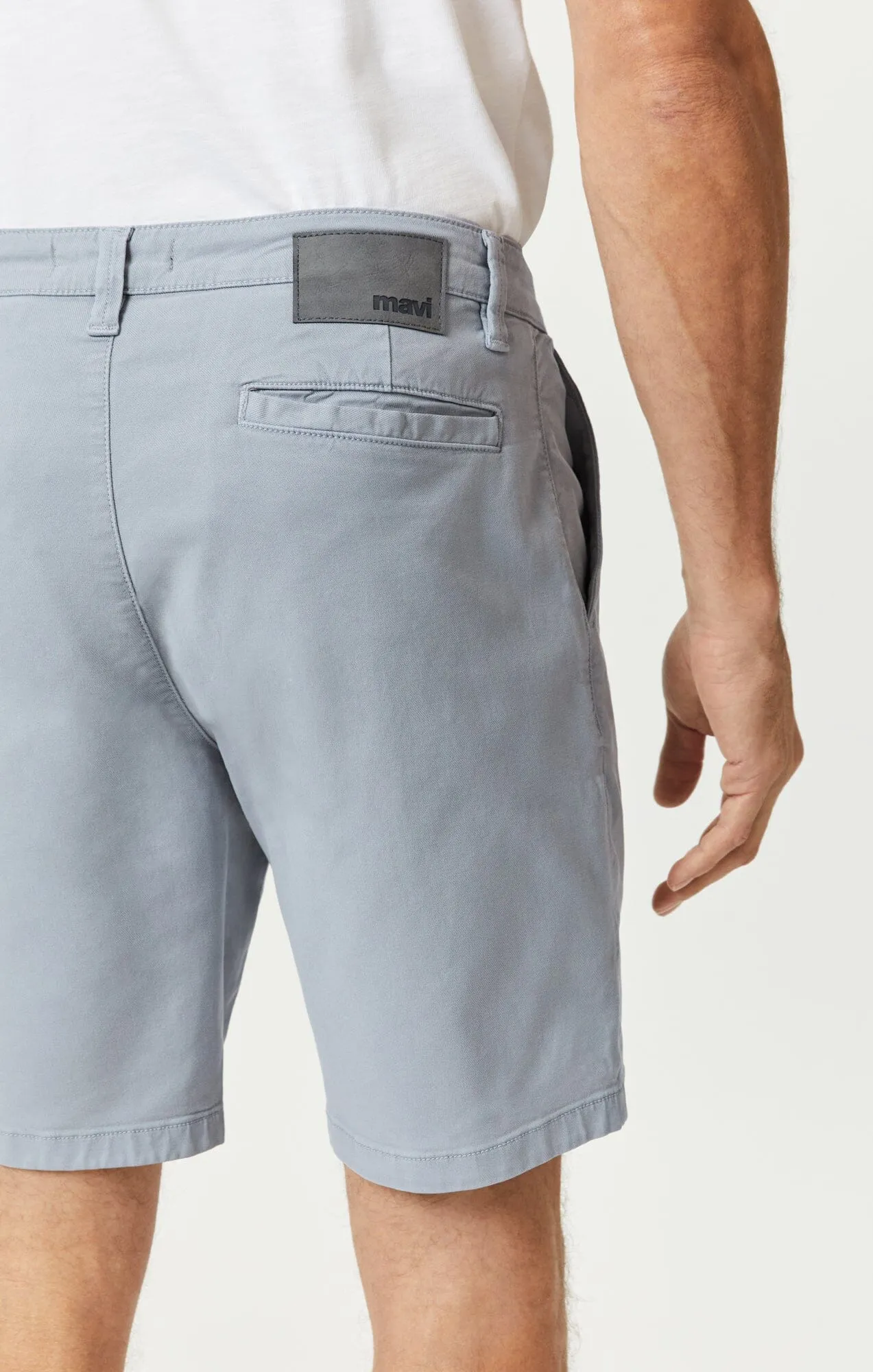 NOAH SHORTS IN PEARL BLUE LUXE TWILL